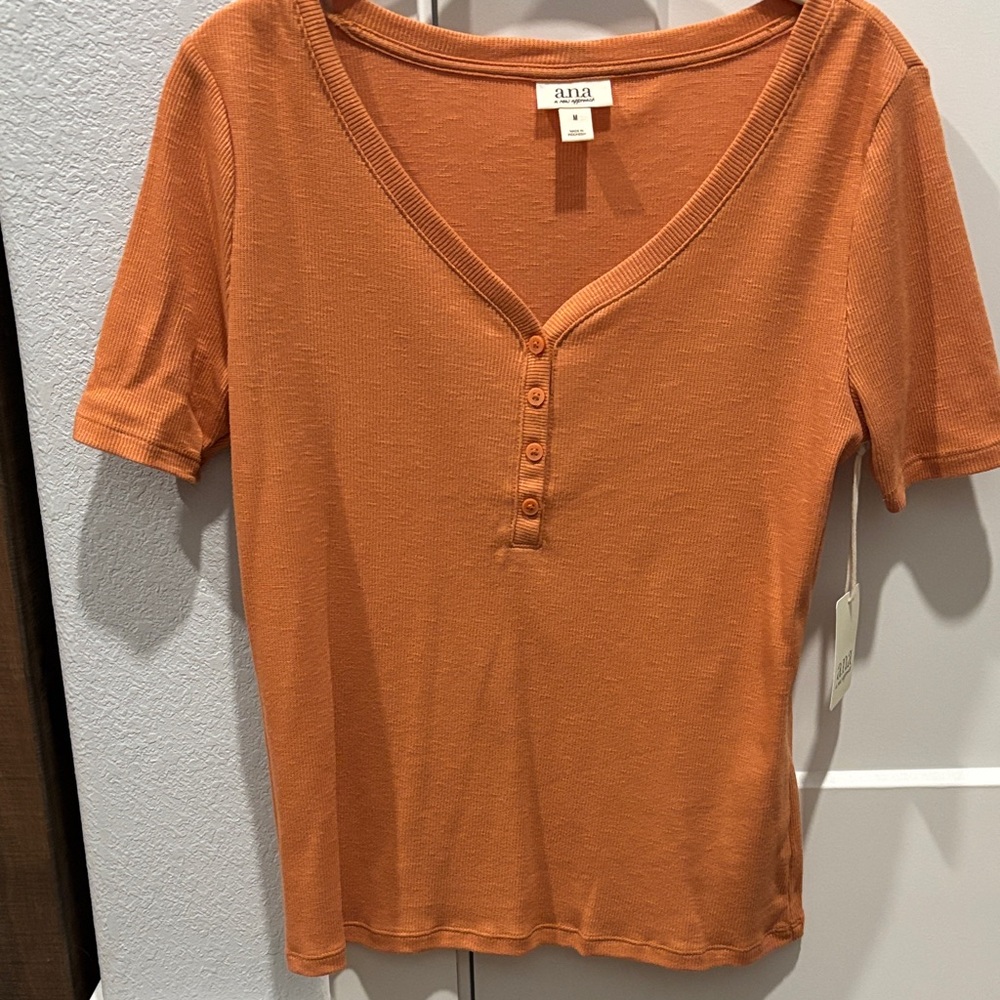 a.n.a Women's Short Sleeve Buttoned Orange Top